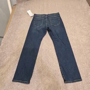 Men's Athletic Fit Jeans 33x28 Dark Wash Stretch Denim Amazon Essentials NWT